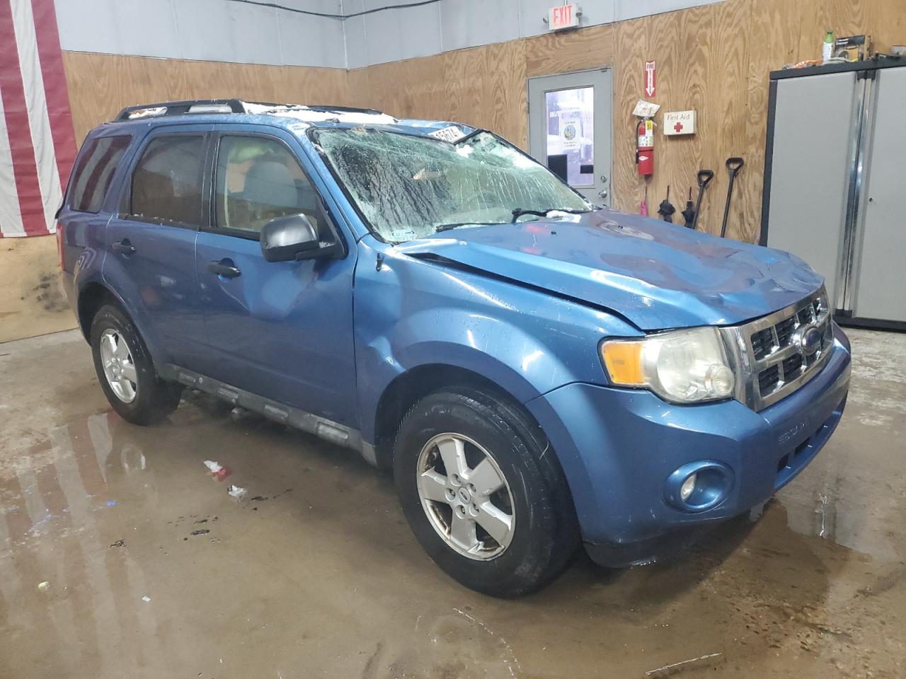 FORD ESCAPE 2009 — 5