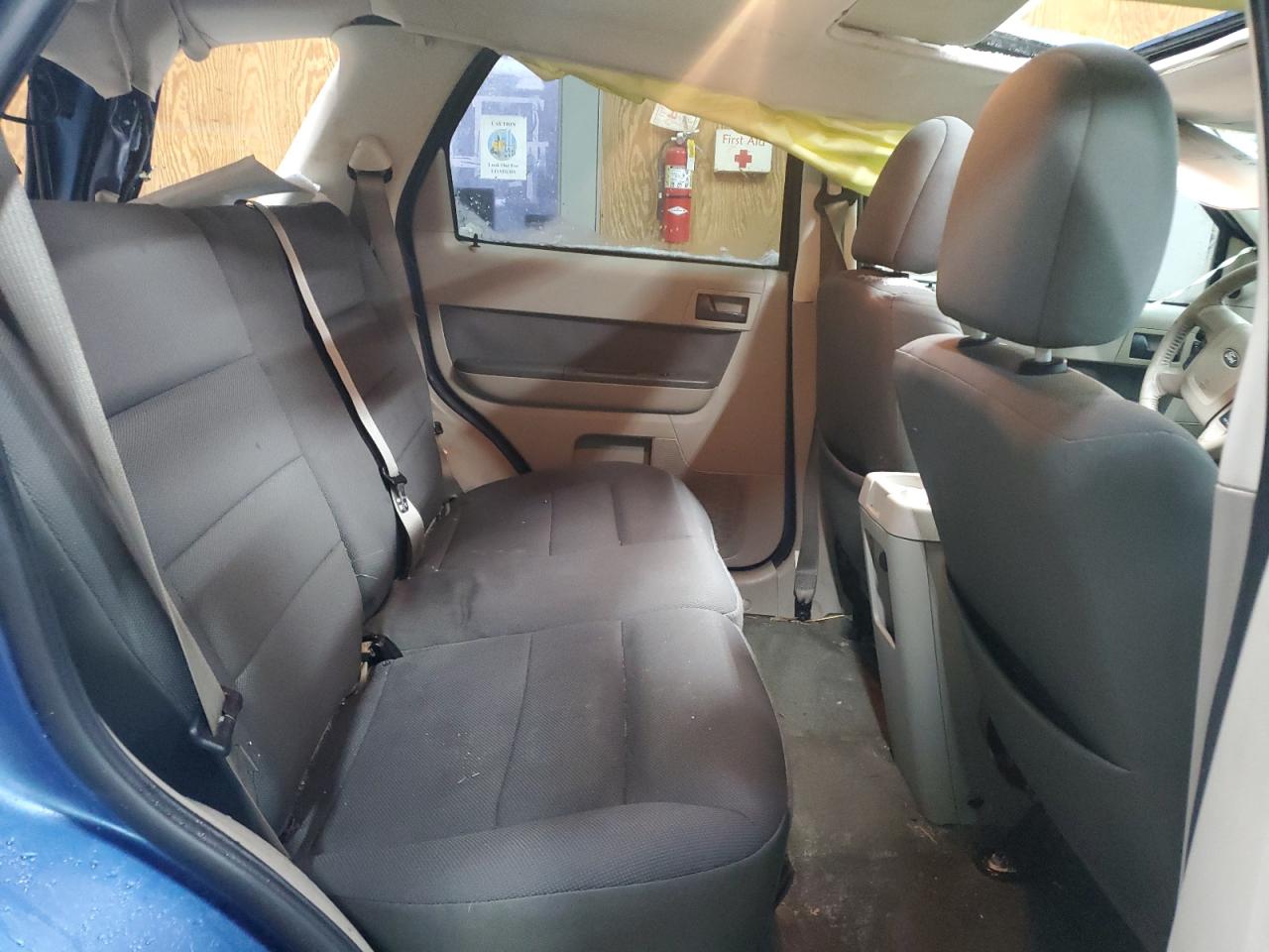 FORD ESCAPE 2009 — 12