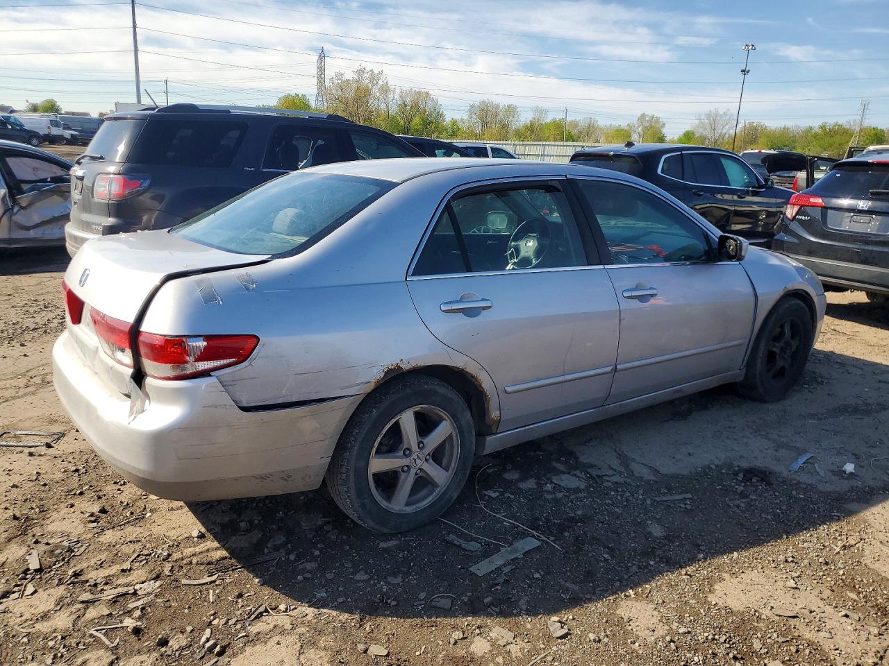 HONDA ACCORD 2004 — 4