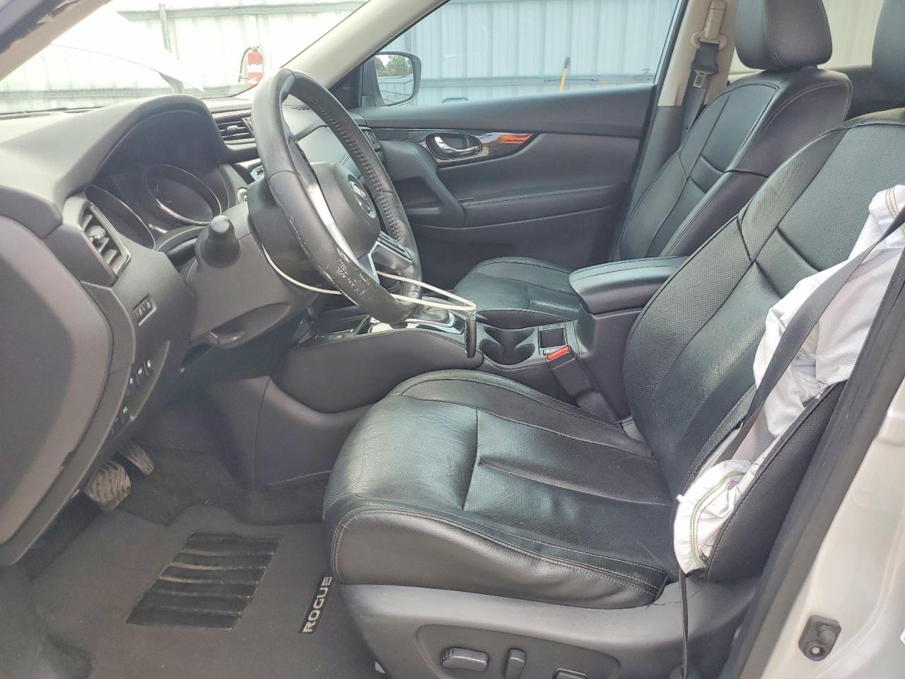 NISSAN ROGUE 2019 — 8