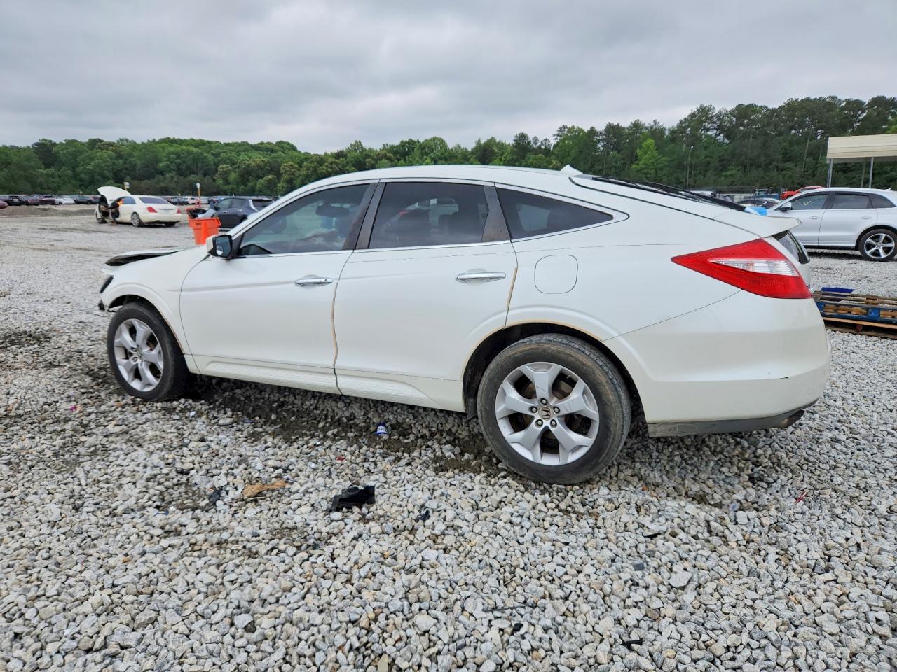 HONDA ACCORD CROSSTOUR 2010 — 3