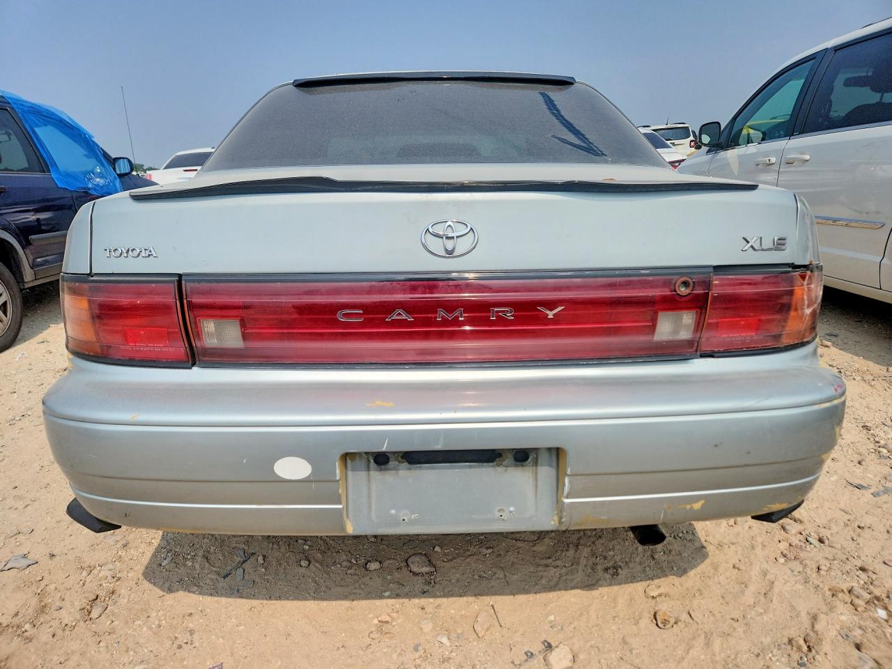 TOYOTA CAMRY 1994 — 7