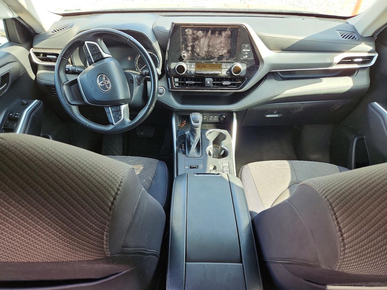 TOYOTA HIGHLANDER 2023 — 9