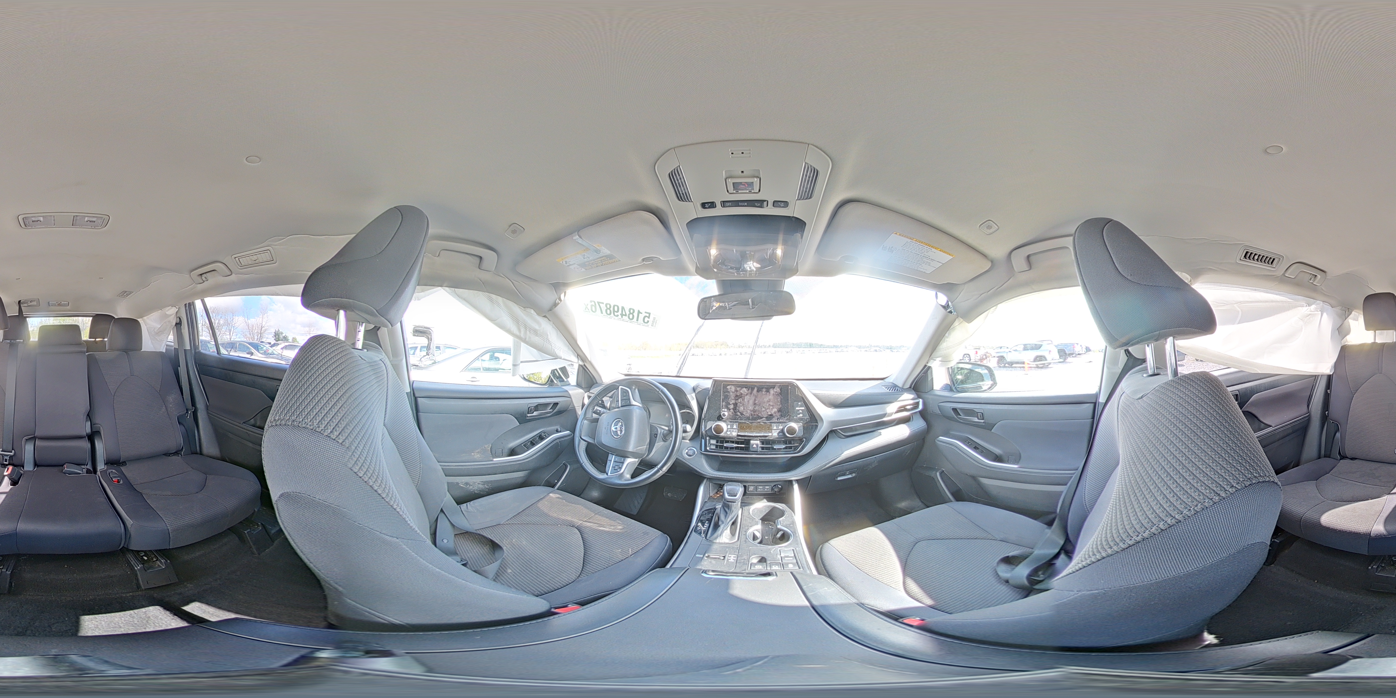 TOYOTA HIGHLANDER 2023 — 15