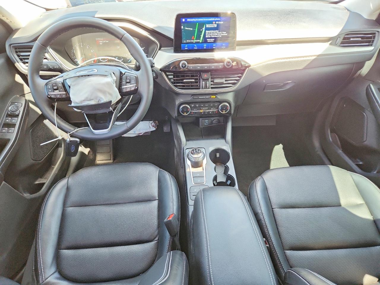 FORD ESCAPE 2022 — 9