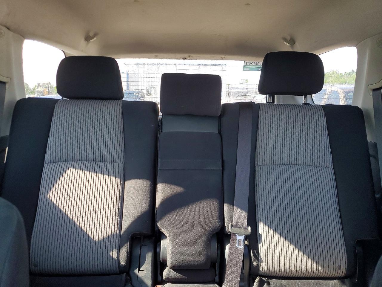 TOYOTA 4RUNNER 2015 — 11