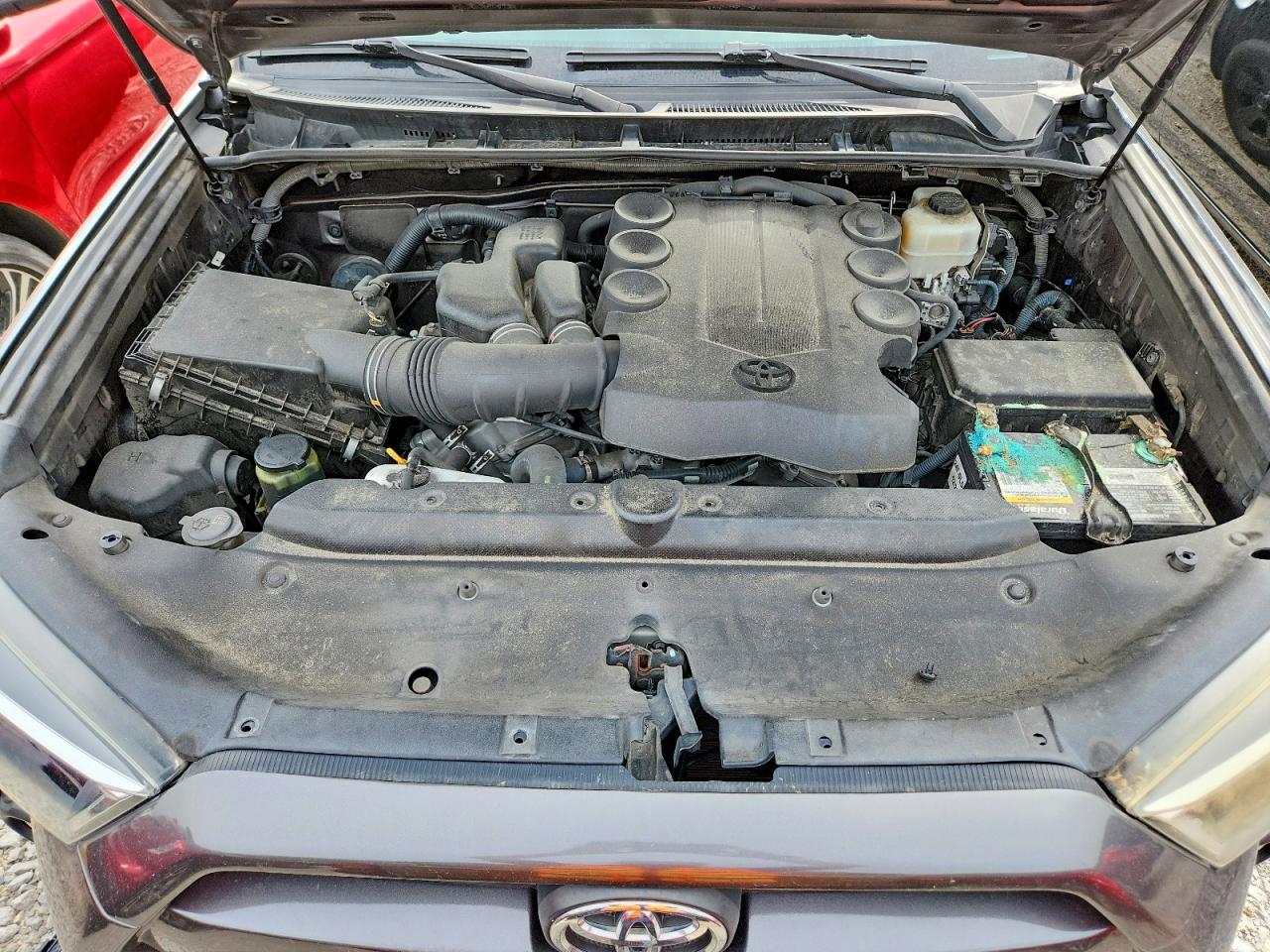 TOYOTA 4RUNNER 2015 — 13