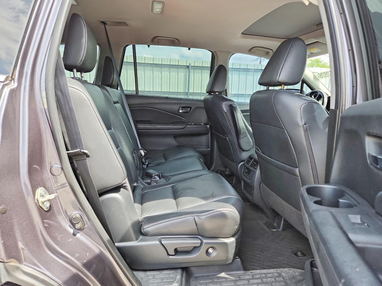 HONDA PILOT 2020 — 12