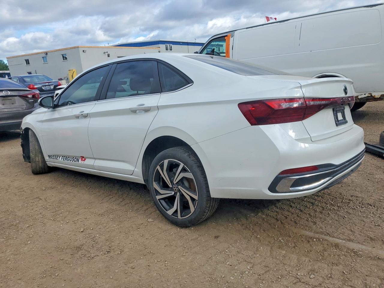 VOLKSWAGEN JETTA 2025 — 3