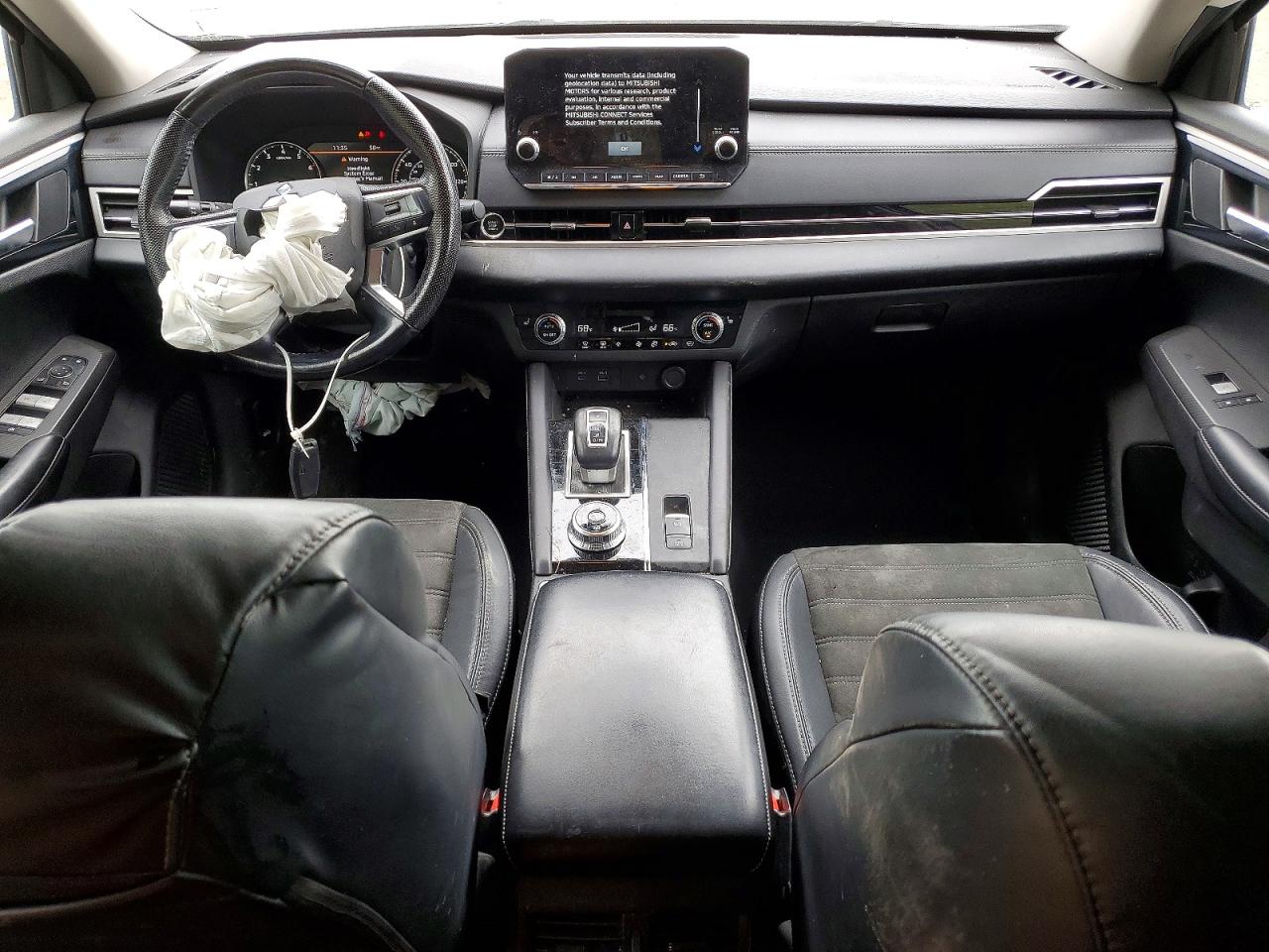 MITSUBISHI OUTLANDER 2022 — 9