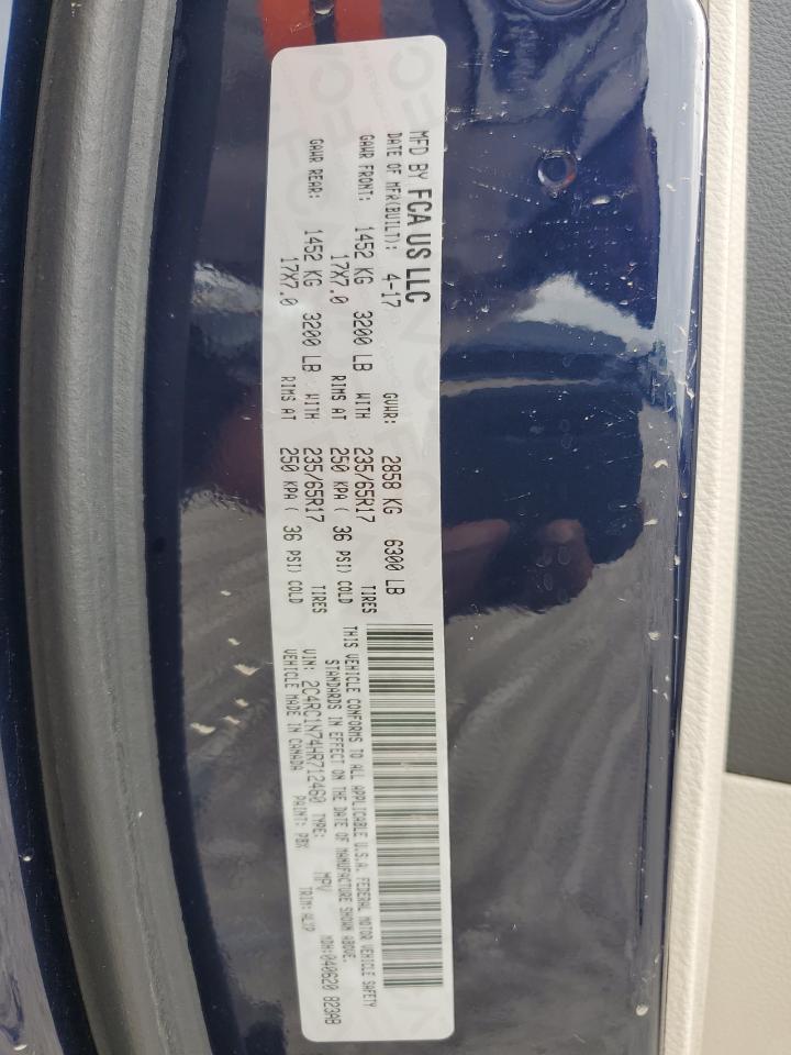 CHRYSLER PACIFICA 2017 — 14