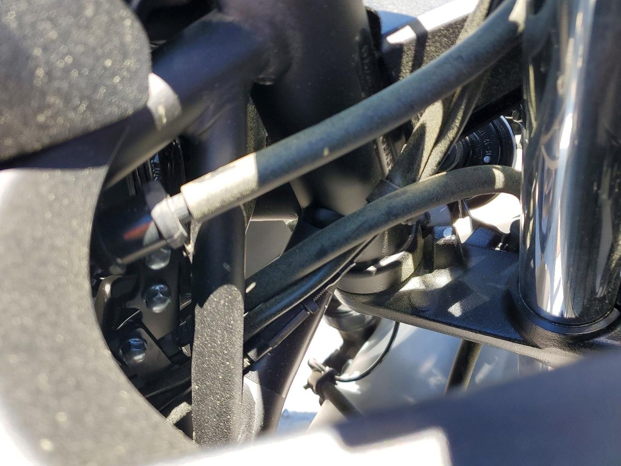 KAWASAKI EX650 2026 — 10