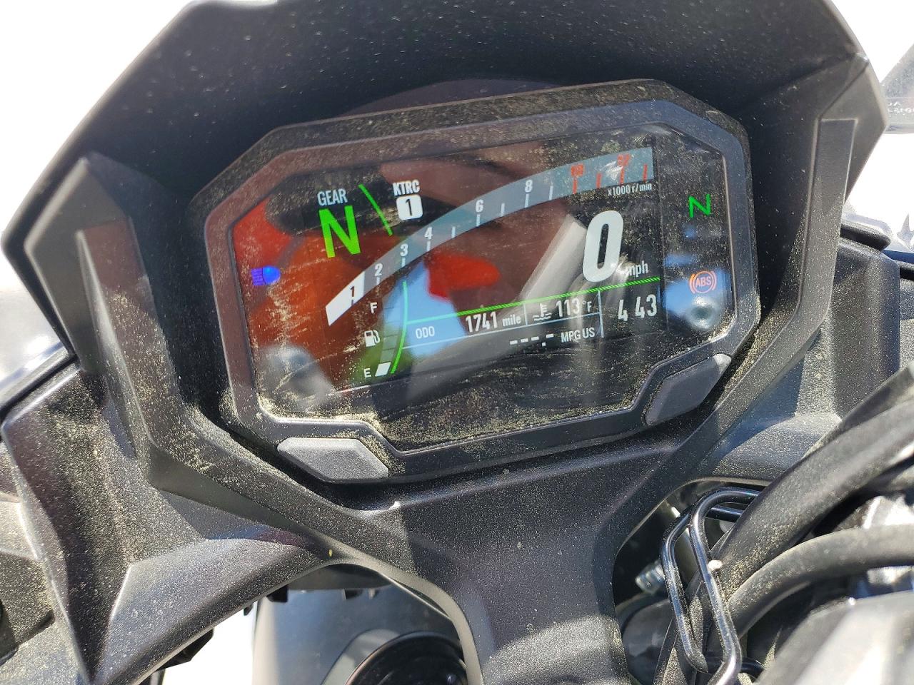 KAWASAKI EX650 2026 — 8