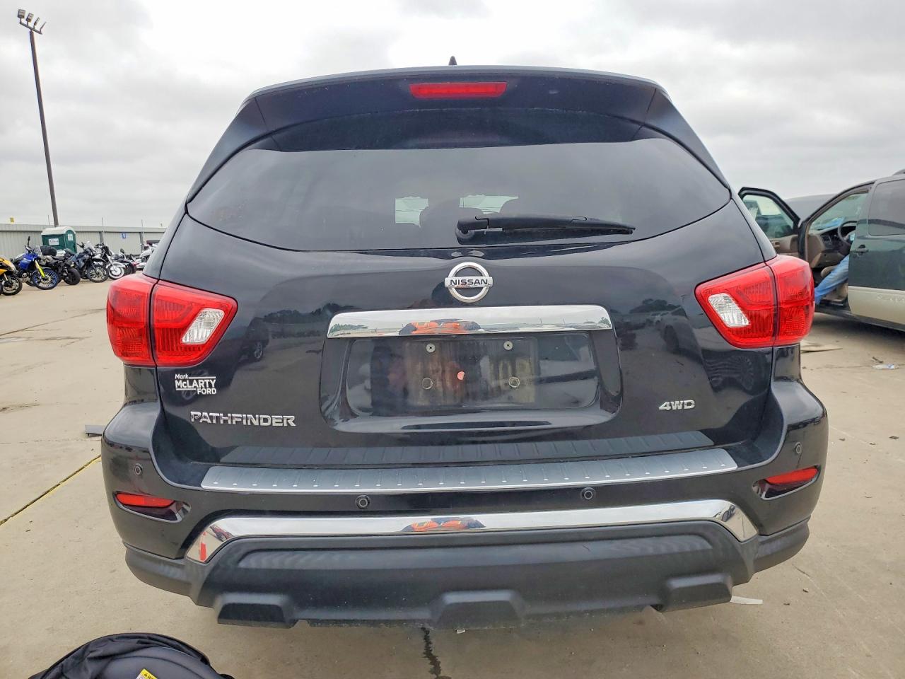 NISSAN PATHFINDER 2019 — 7