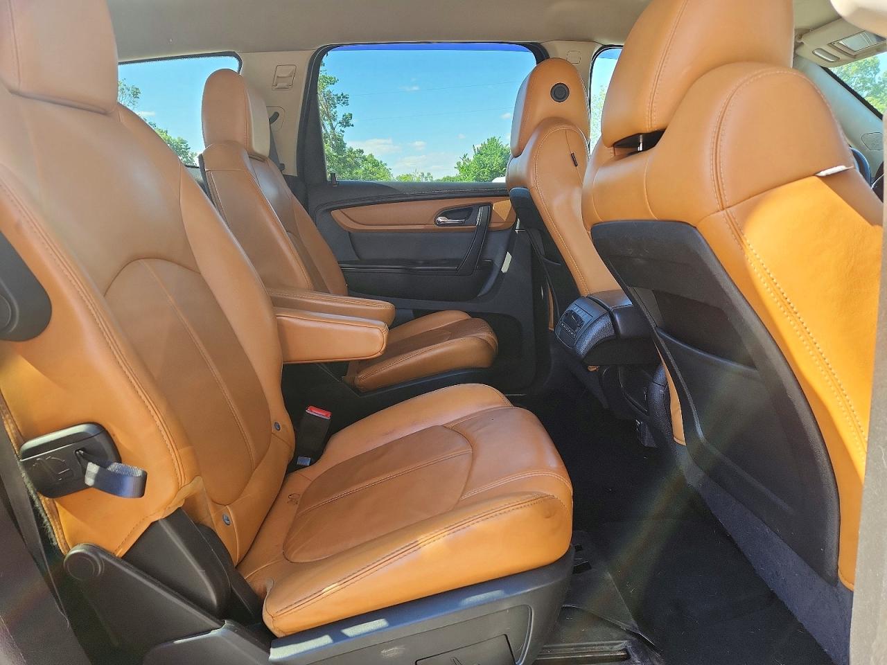 CHEVROLET TRAVERSE 2014 — 12