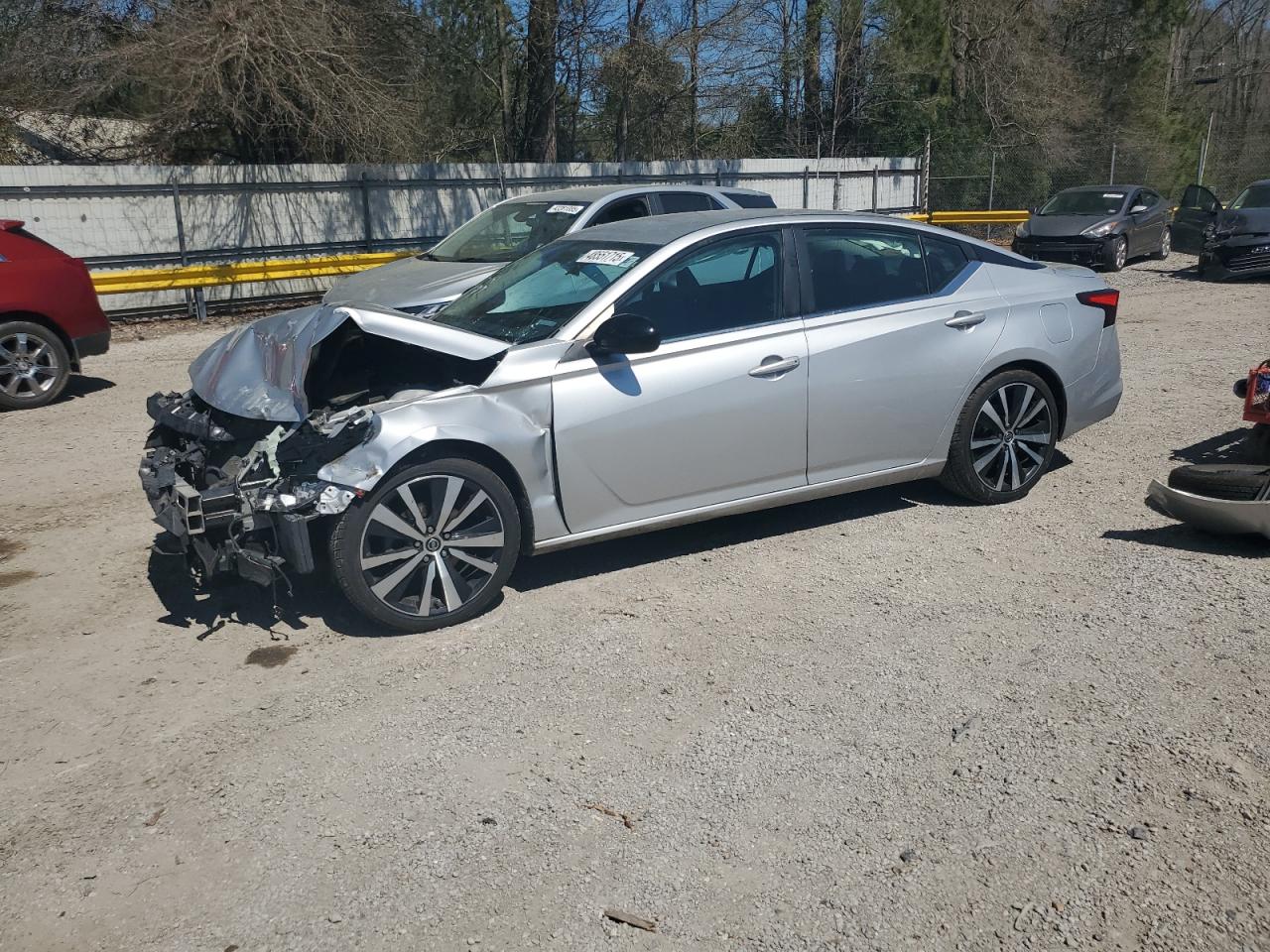 2019 NISSAN ALTIMA SR