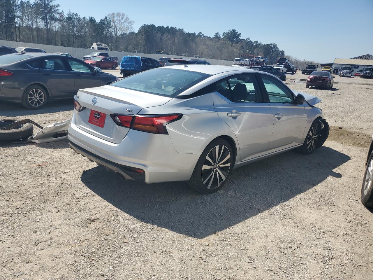 NISSAN ALTIMA 2019 — 4