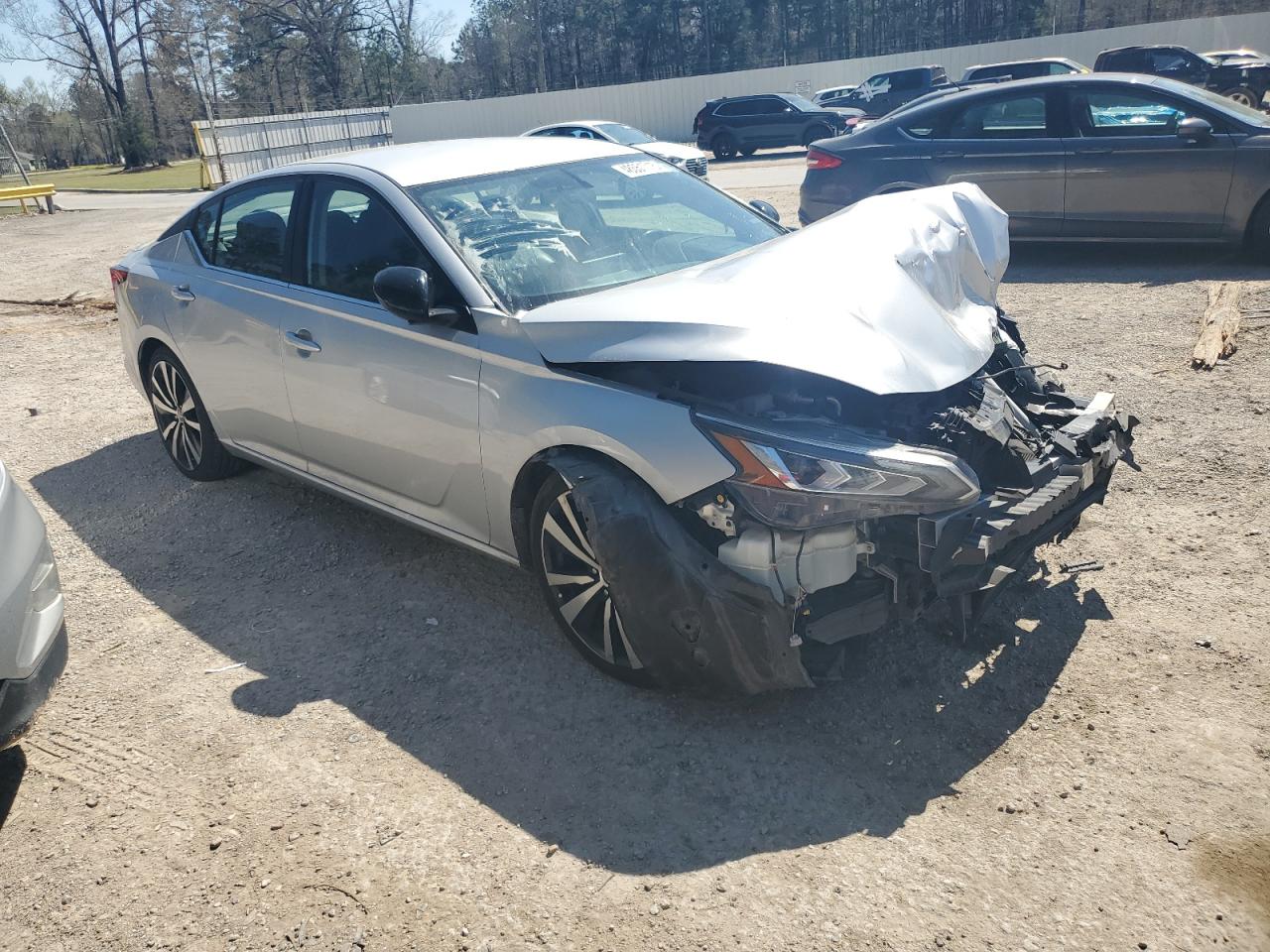 2019 NISSAN ALTIMA SR