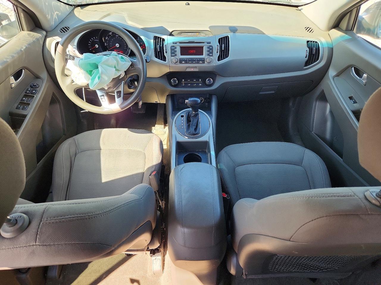KIA SPORTAGE 2012 — 9