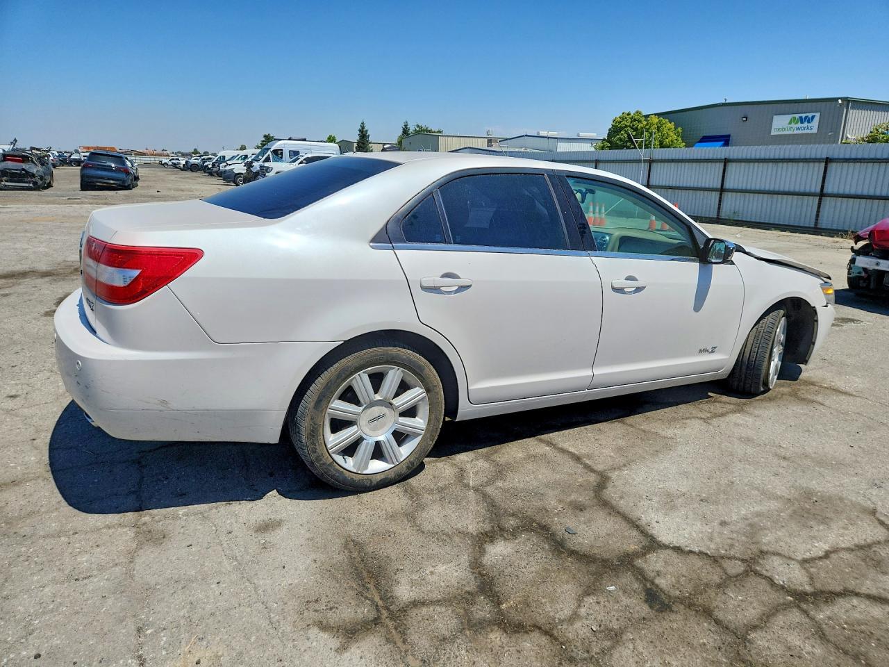 LINCOLN MKZ 2009 — 4