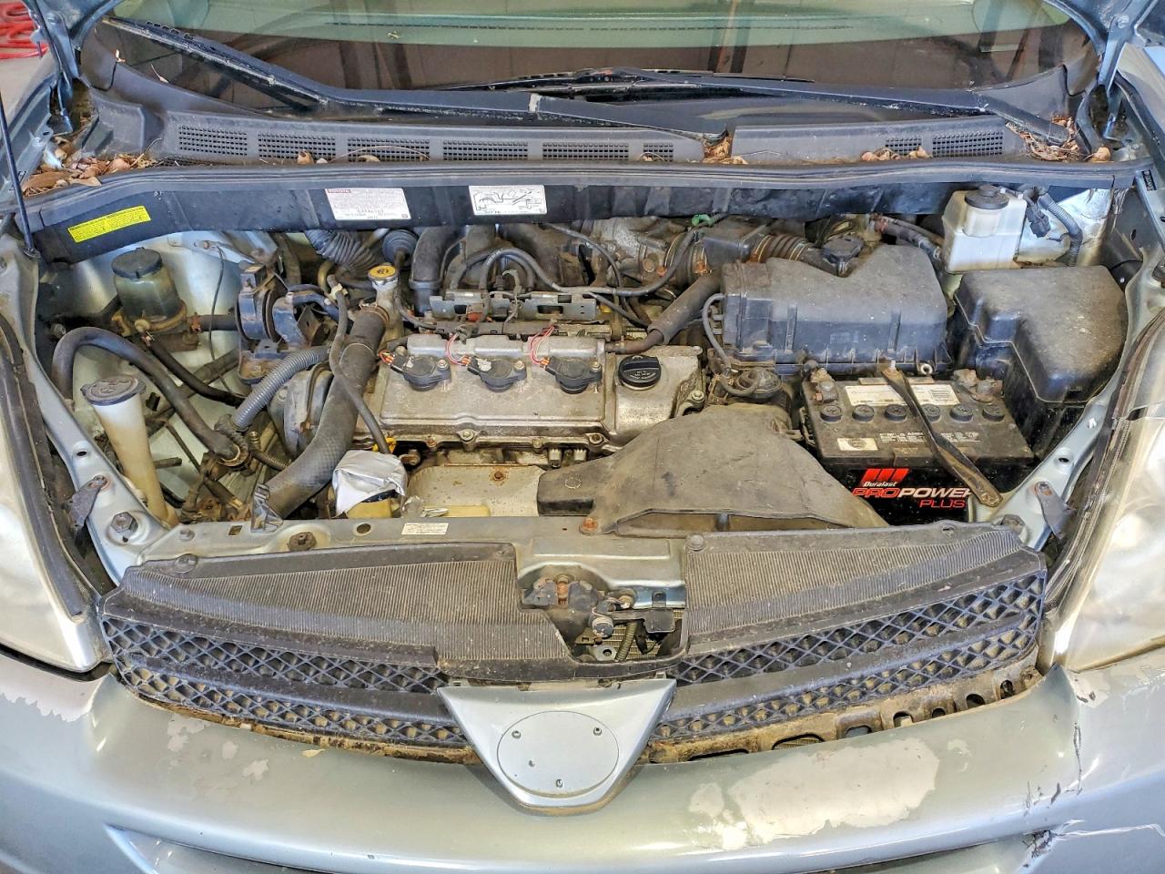 TOYOTA SIENNA 2005 — 12