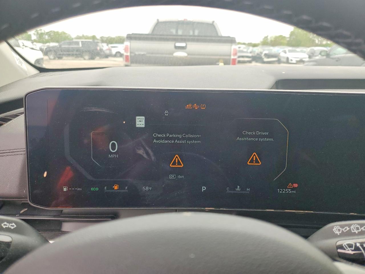 KIA CARNIVAL 2025 — 10