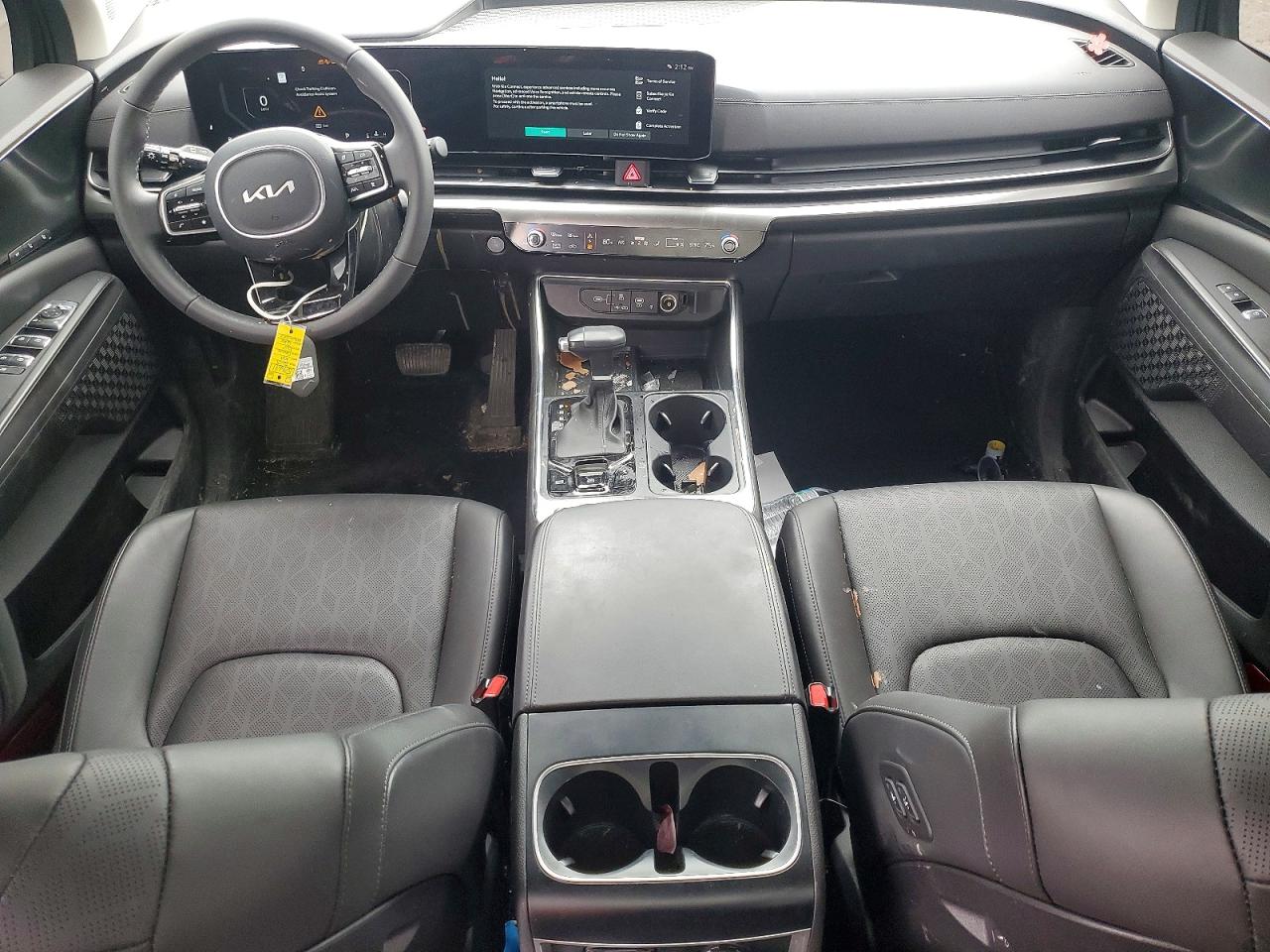 KIA CARNIVAL 2025 — 9