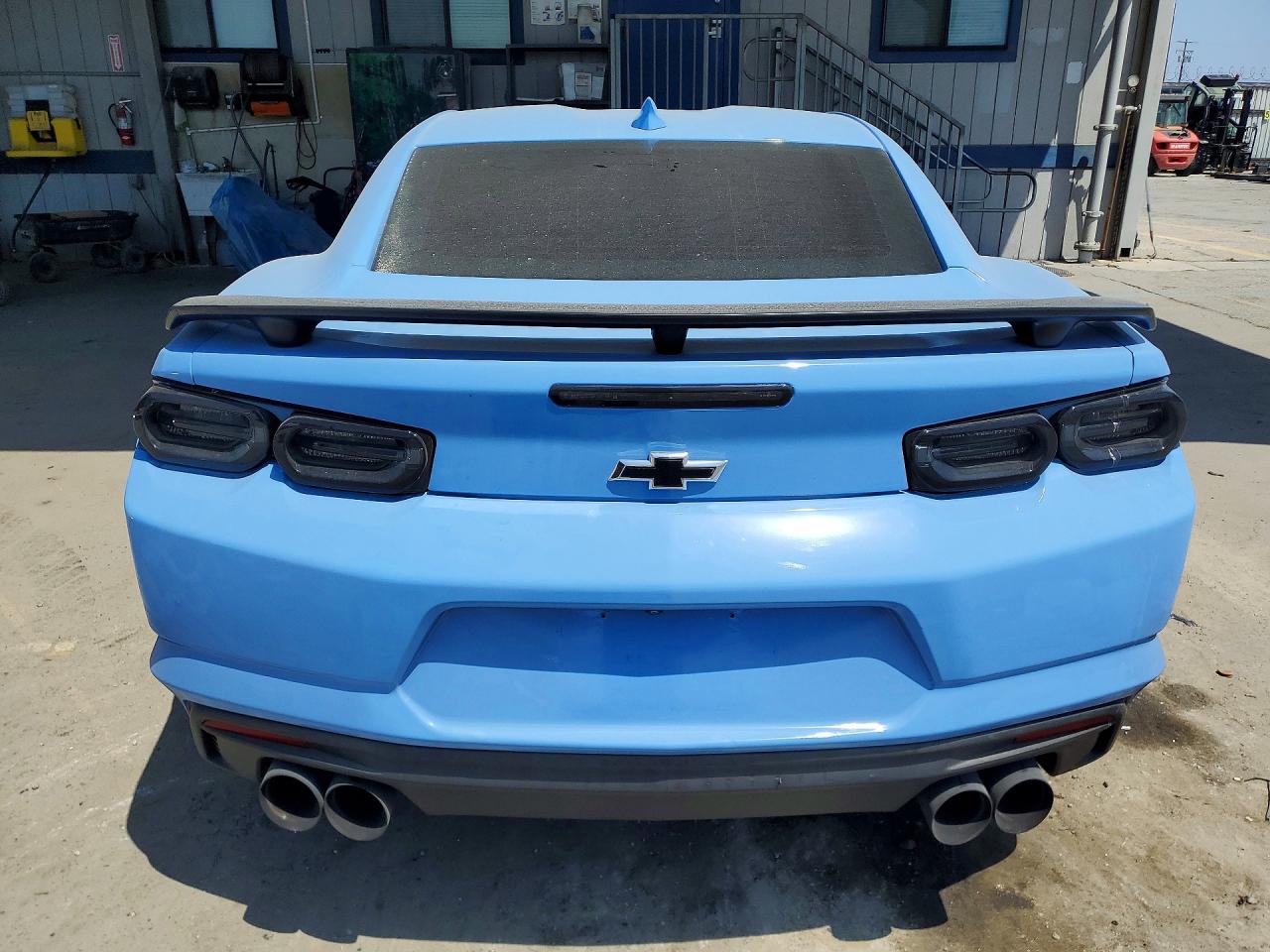 CHEVROLET CAMARO 2021 — 7