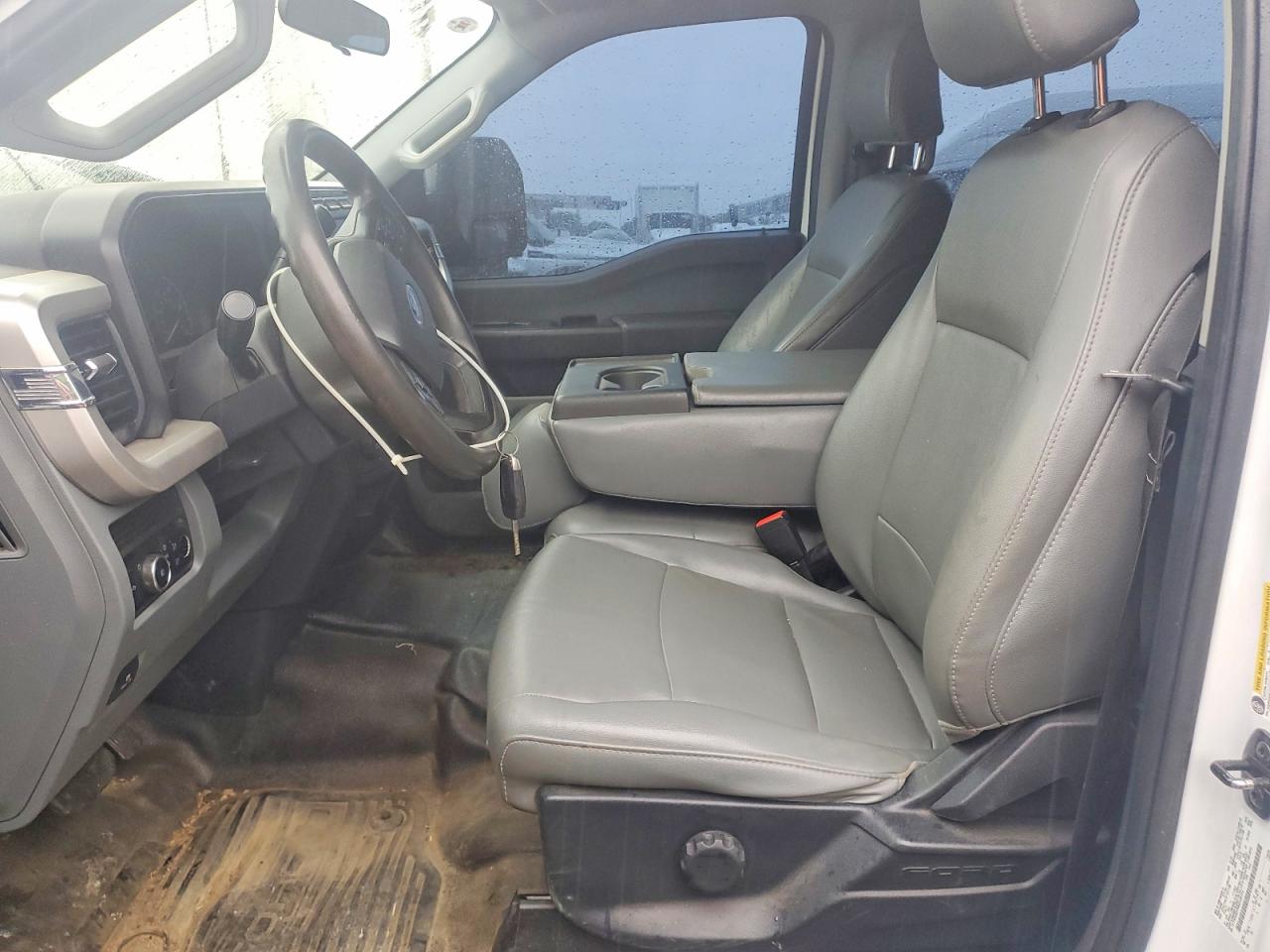 FORD F350 2024 — 8