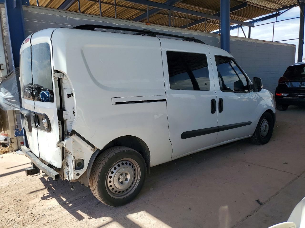 RAM PROMASTER CITY 2017 — 4