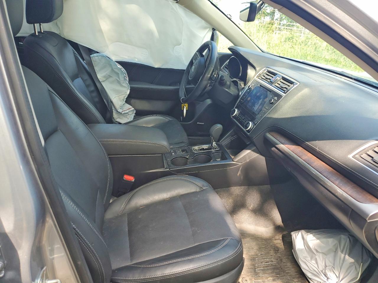 SUBARU OUTBACK 2019 — 8
