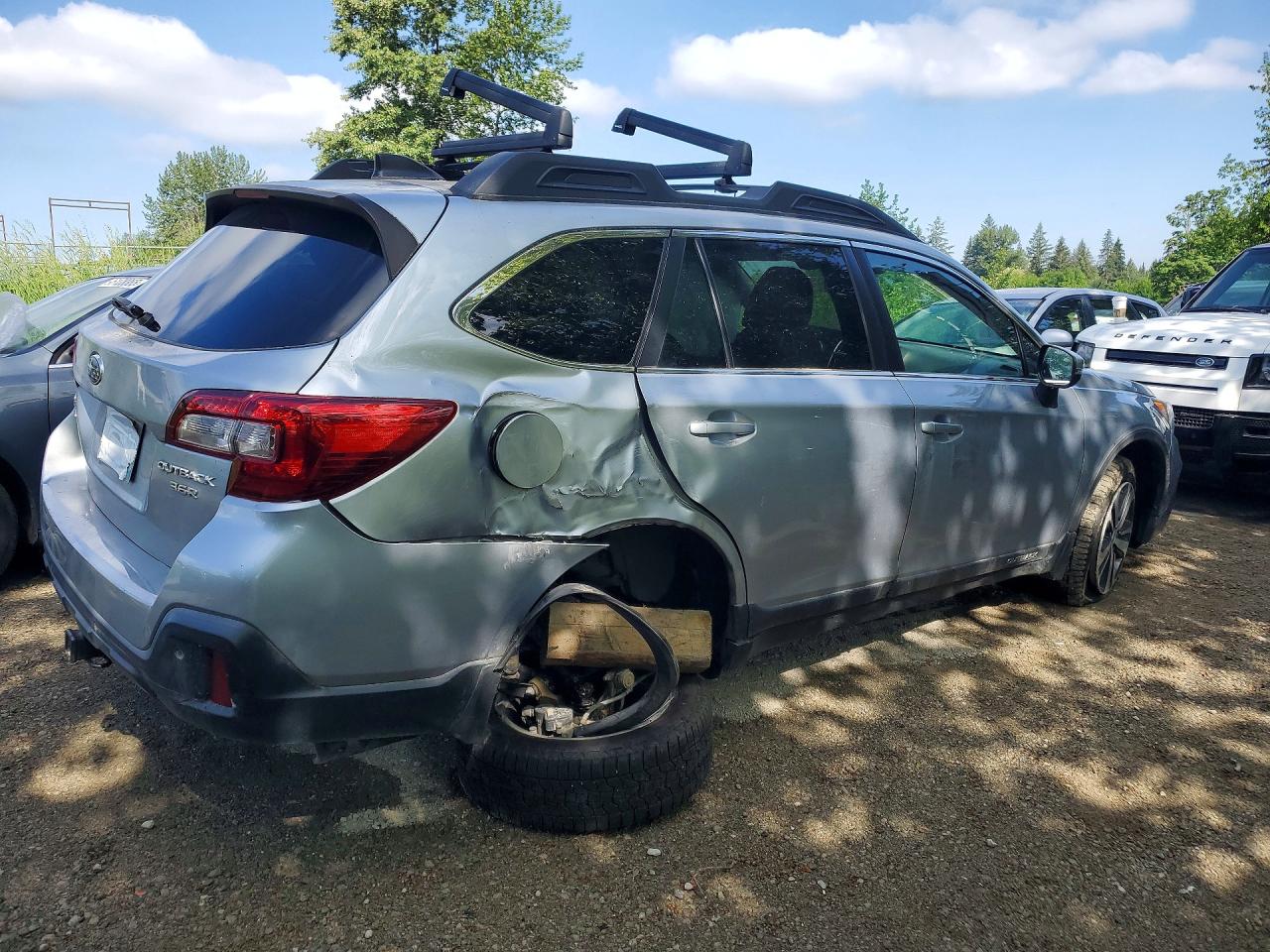 SUBARU OUTBACK 2019 — 4