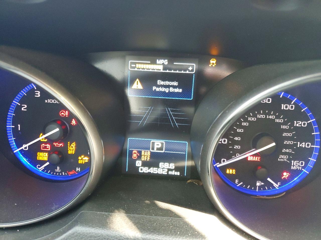 SUBARU OUTBACK 2019 — 10