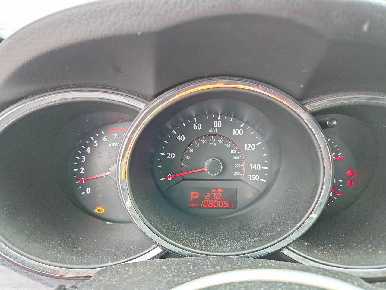KIA SORENTO 2011 — 10