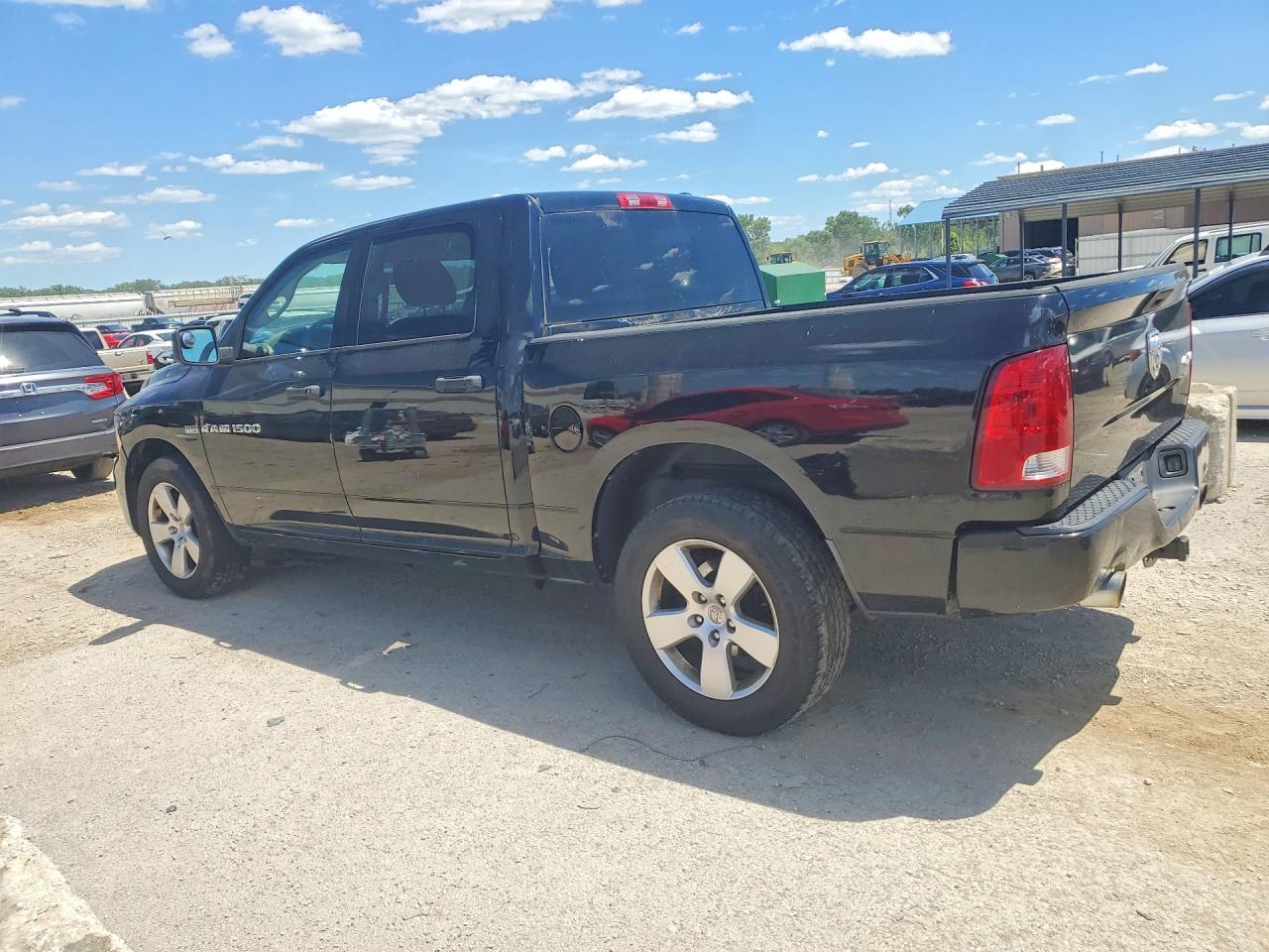 DODGE RAM 1500 2012 — 3