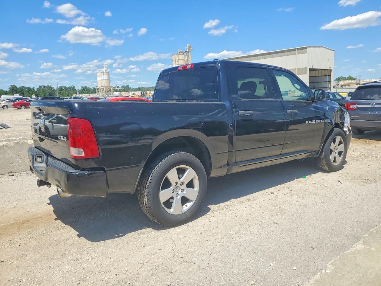 DODGE RAM 1500 2012 — 4
