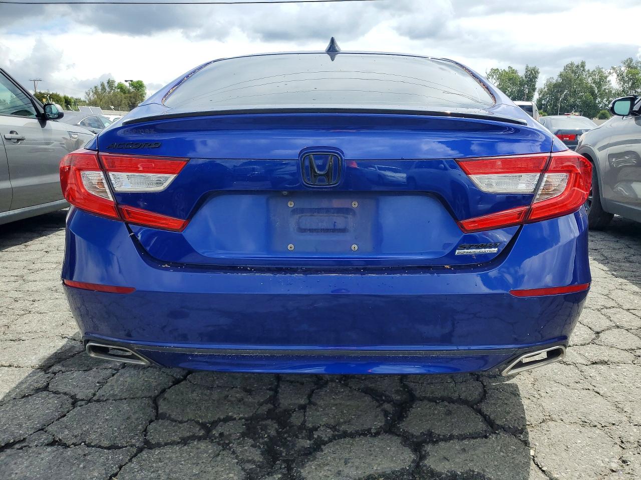 HONDA ACCORD 2021 — 7
