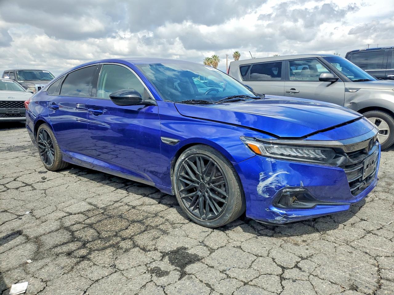HONDA ACCORD 2021 — 5