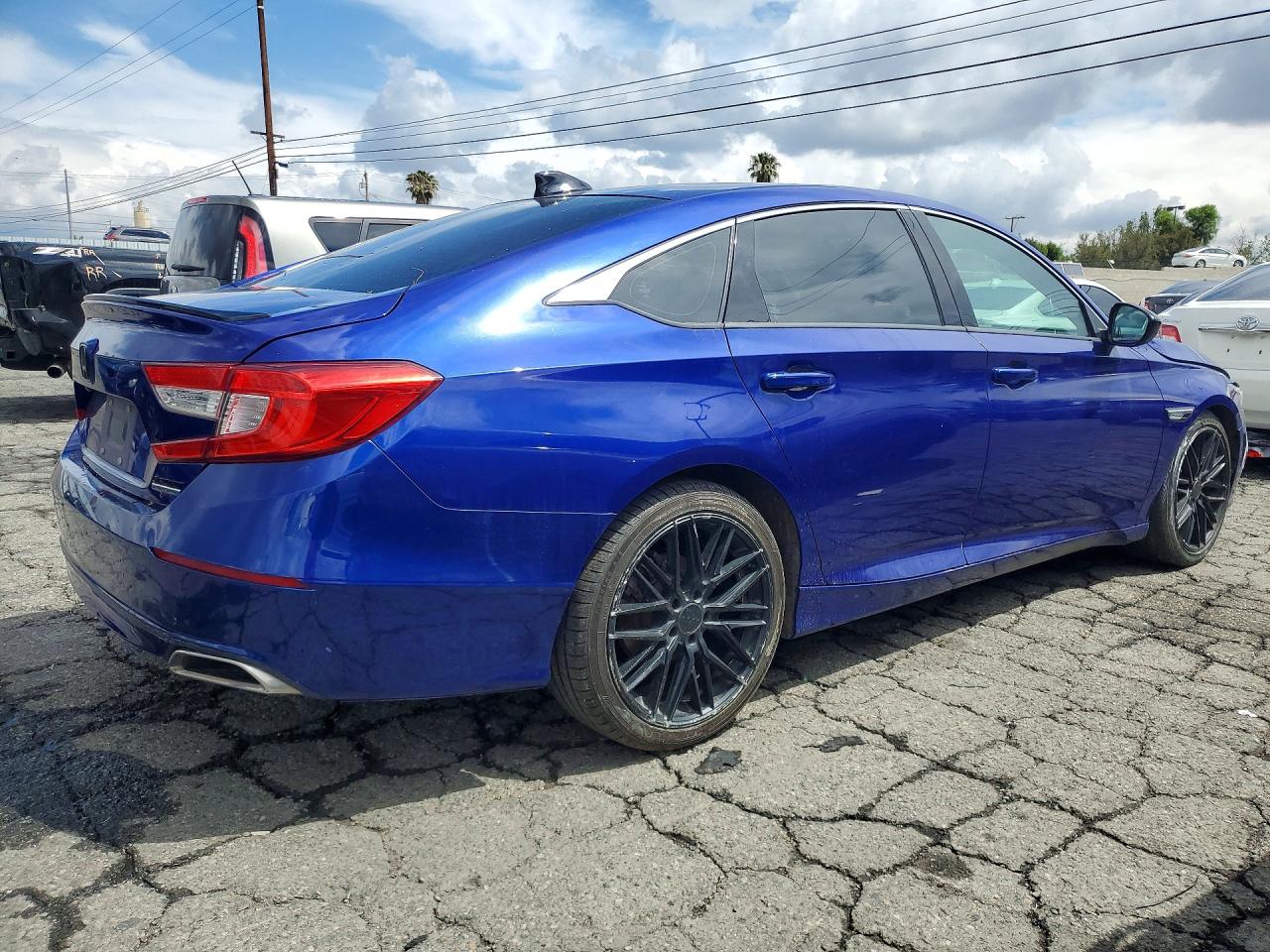 HONDA ACCORD 2021 — 4