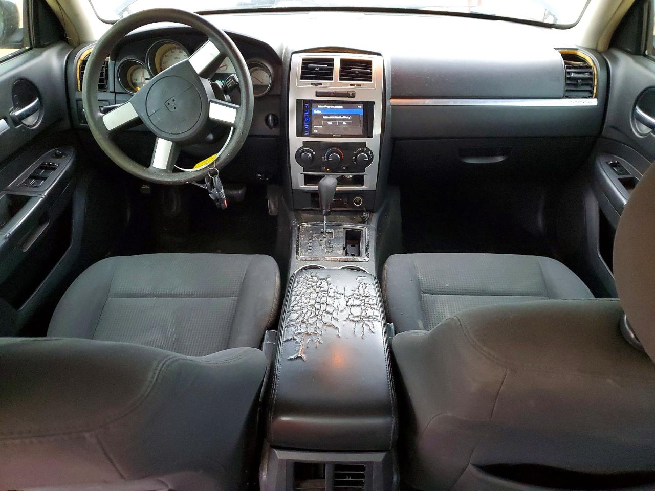 DODGE CHARGER 2010 — 9