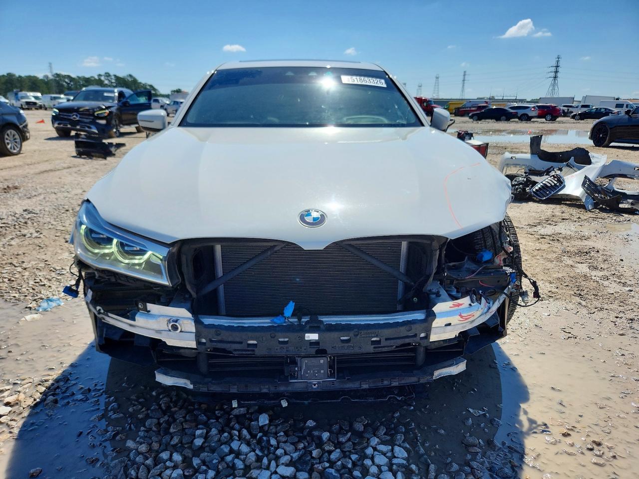 BMW 750 2018 — 6
