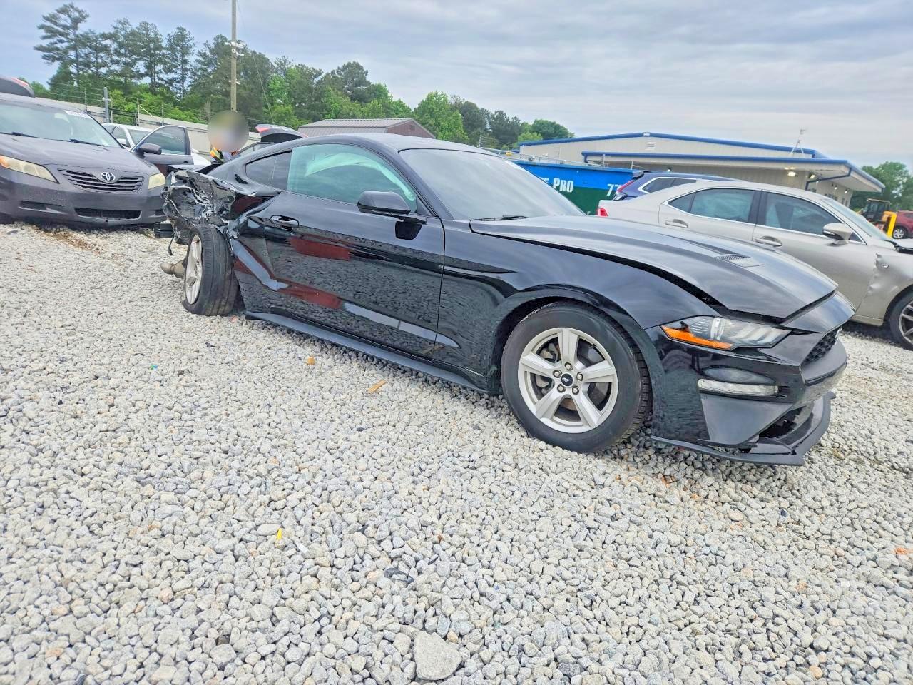 FORD MUSTANG 2019 — 5