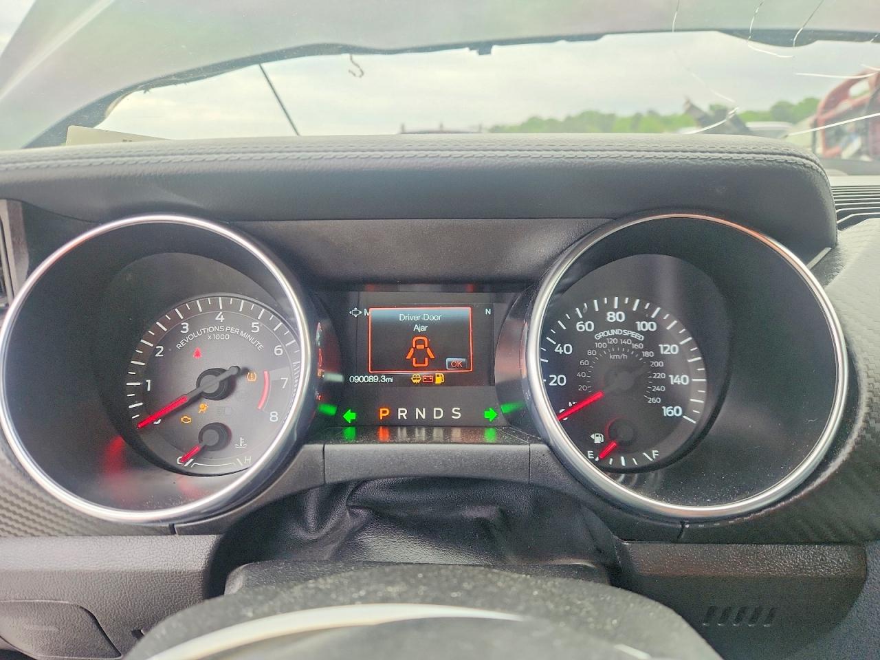 FORD MUSTANG 2019 — 10