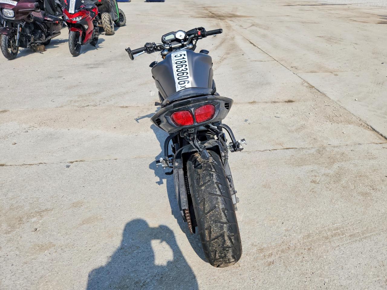 YAMAHA FZ8 2012 — 5