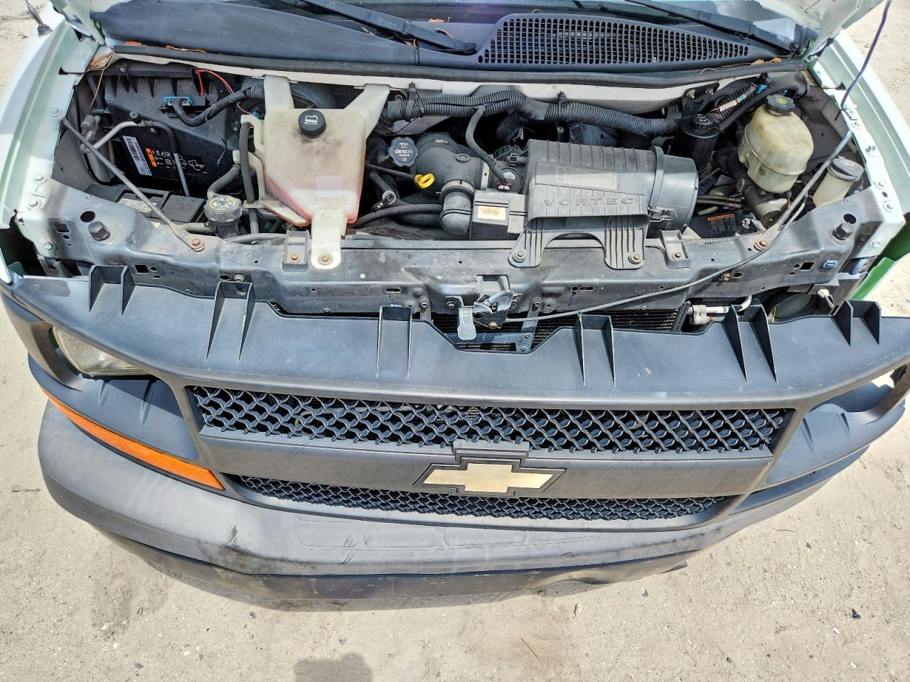 CHEVROLET EXPRESS G2500 2013 — 13