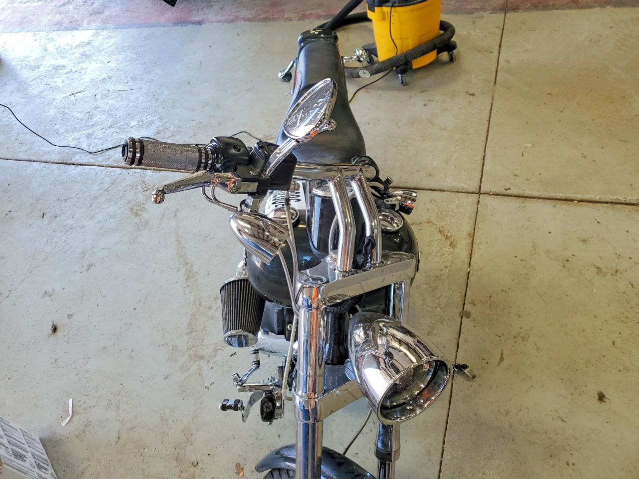 HARLEY-DAVIDSON FXSTBI 2005 — 6