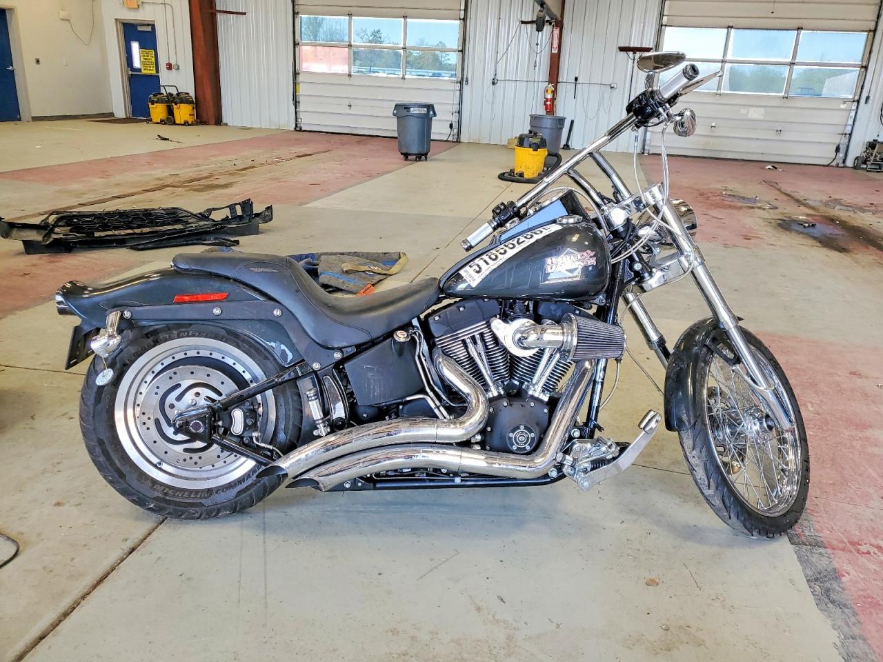 HARLEY-DAVIDSON FXSTBI 2005 — 2