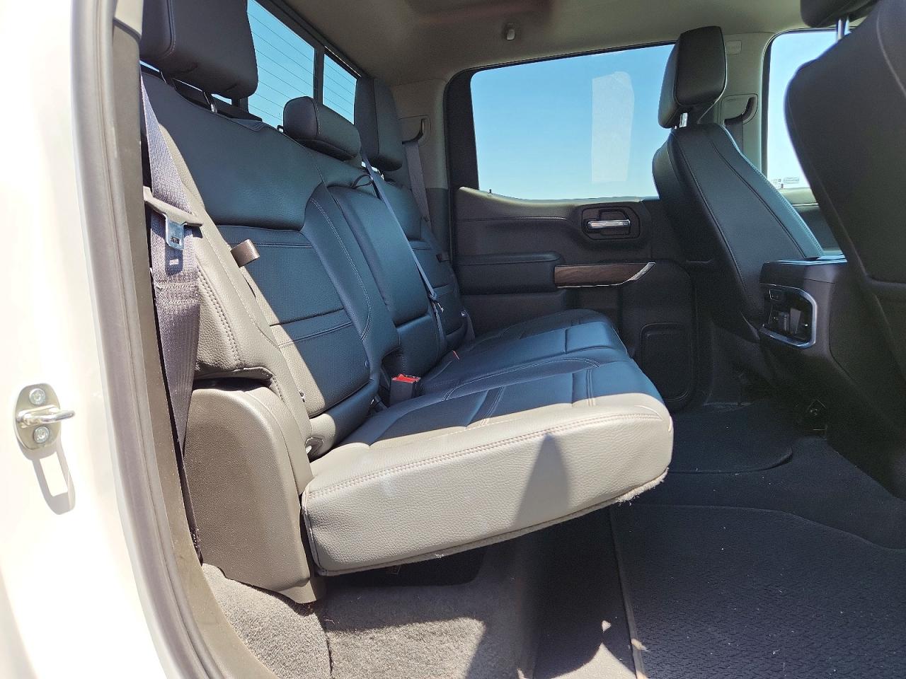 GMC SIERRA 2021 — 11