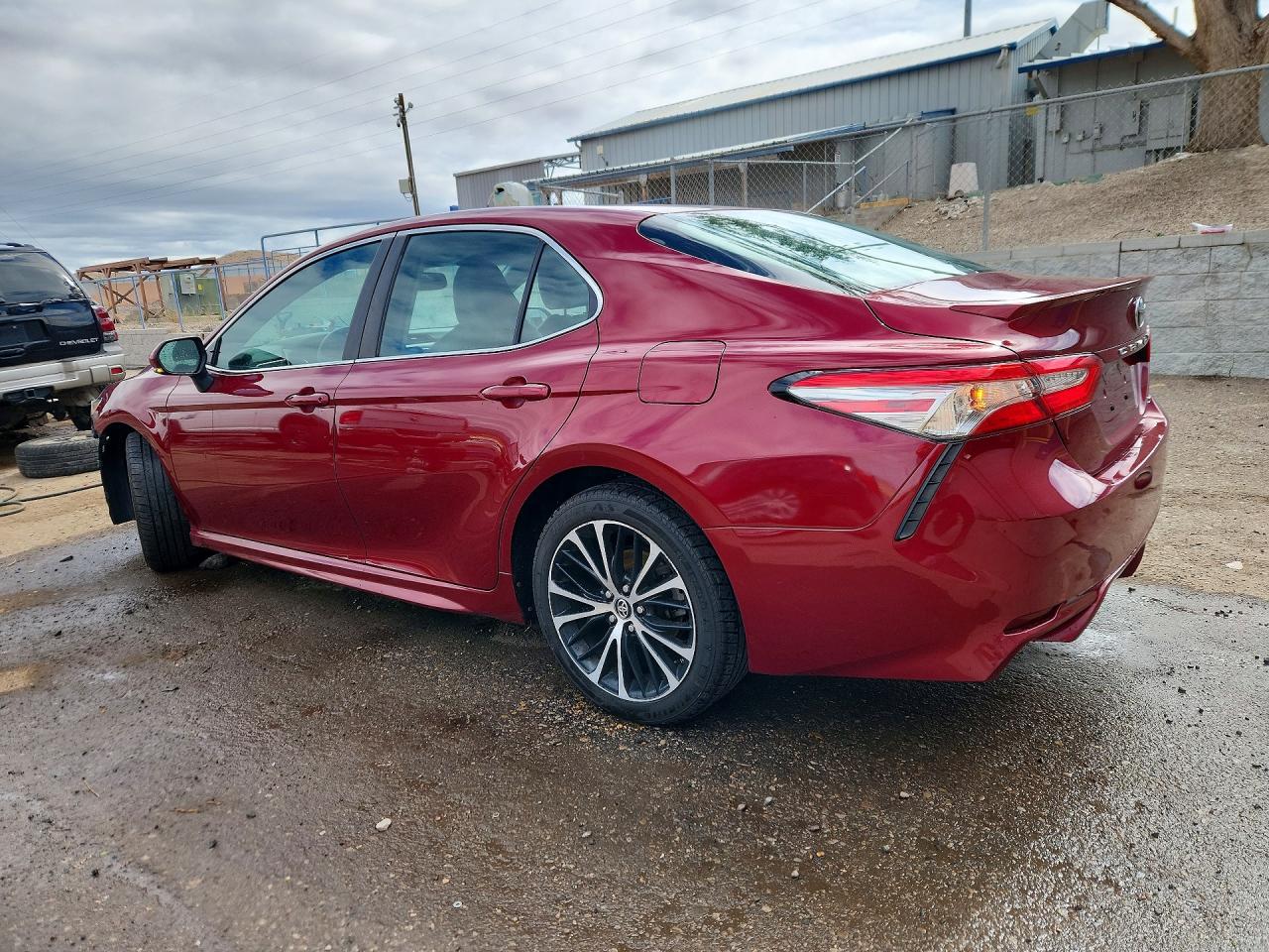 TOYOTA CAMRY 2018 — 3