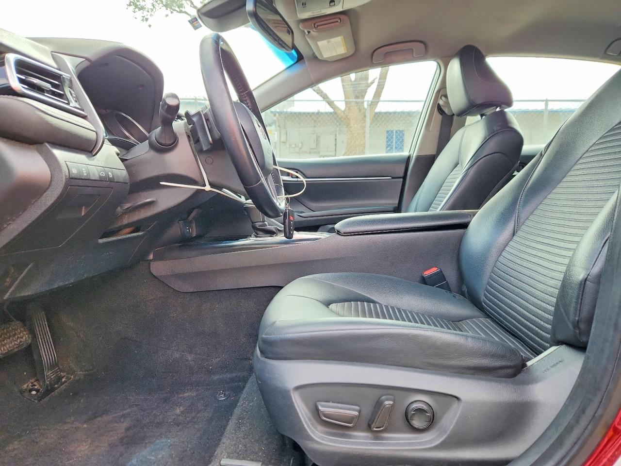TOYOTA CAMRY 2018 — 8